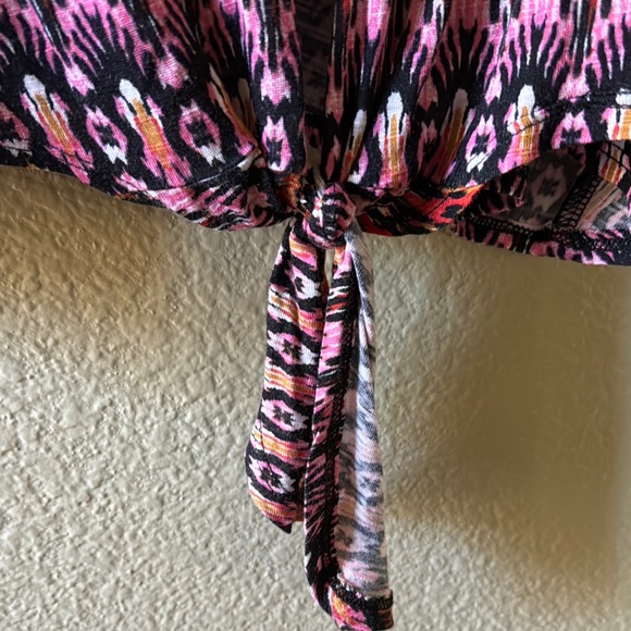 Colorful Floral Blouse - Picture 3 of 4